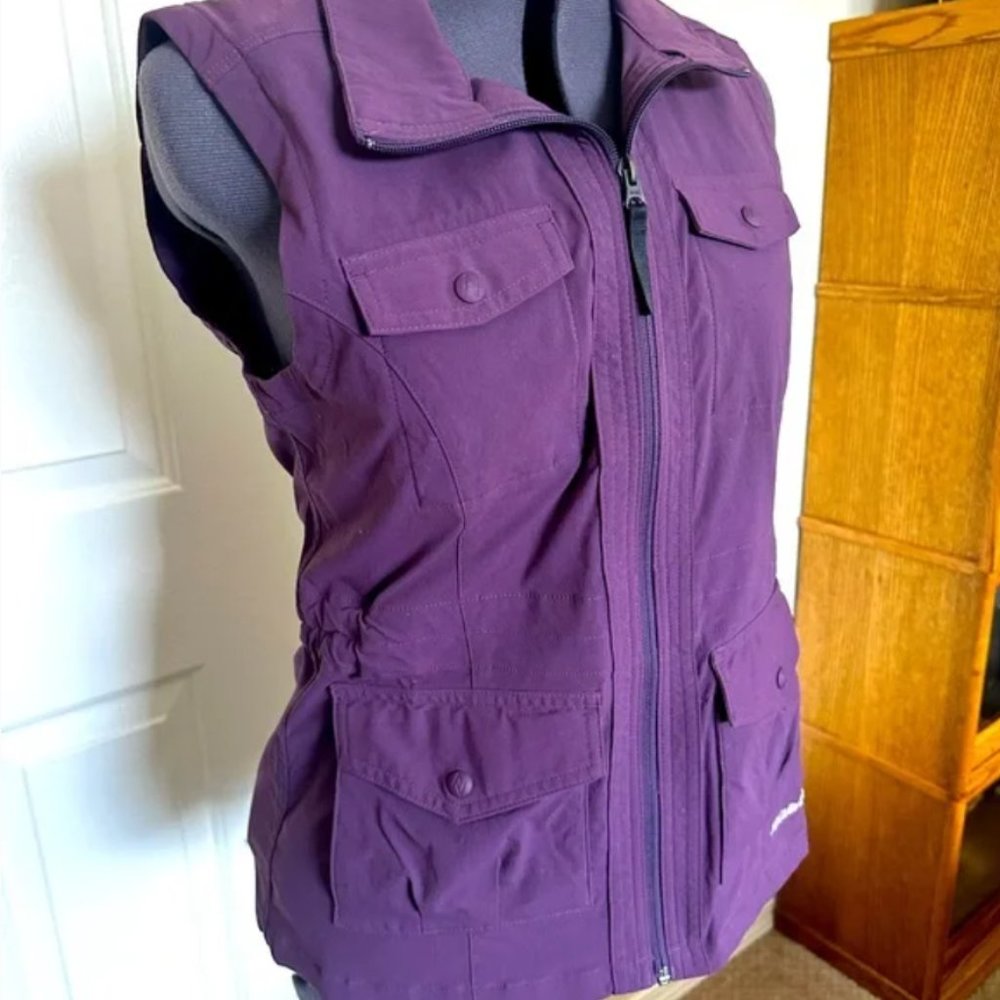 Vest - Picture 1 of 3